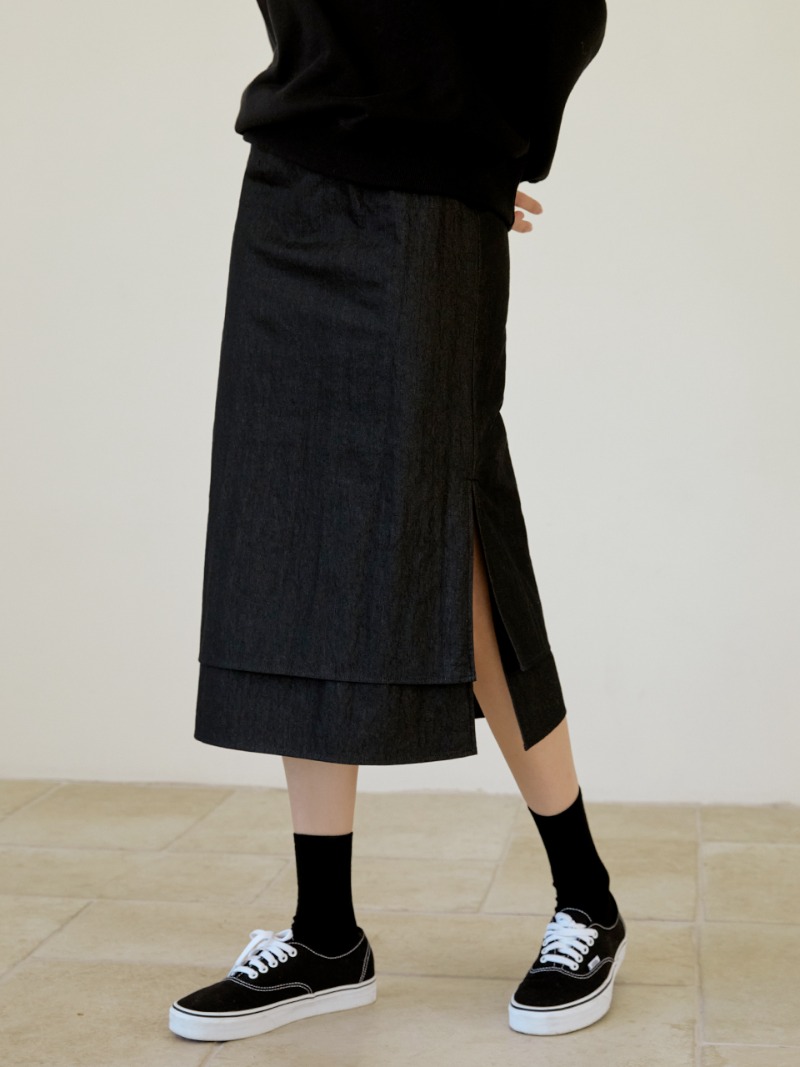 Double slit denim skirt (black)