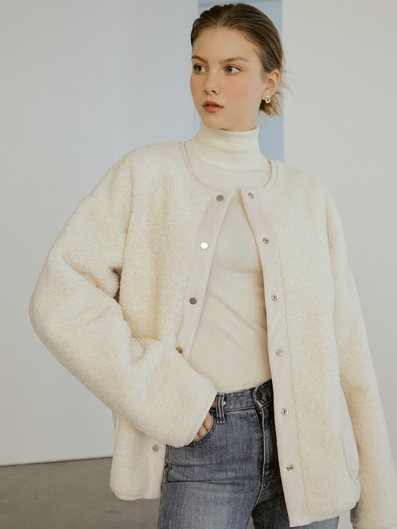 Non-collar button mustang jumper (ivory)