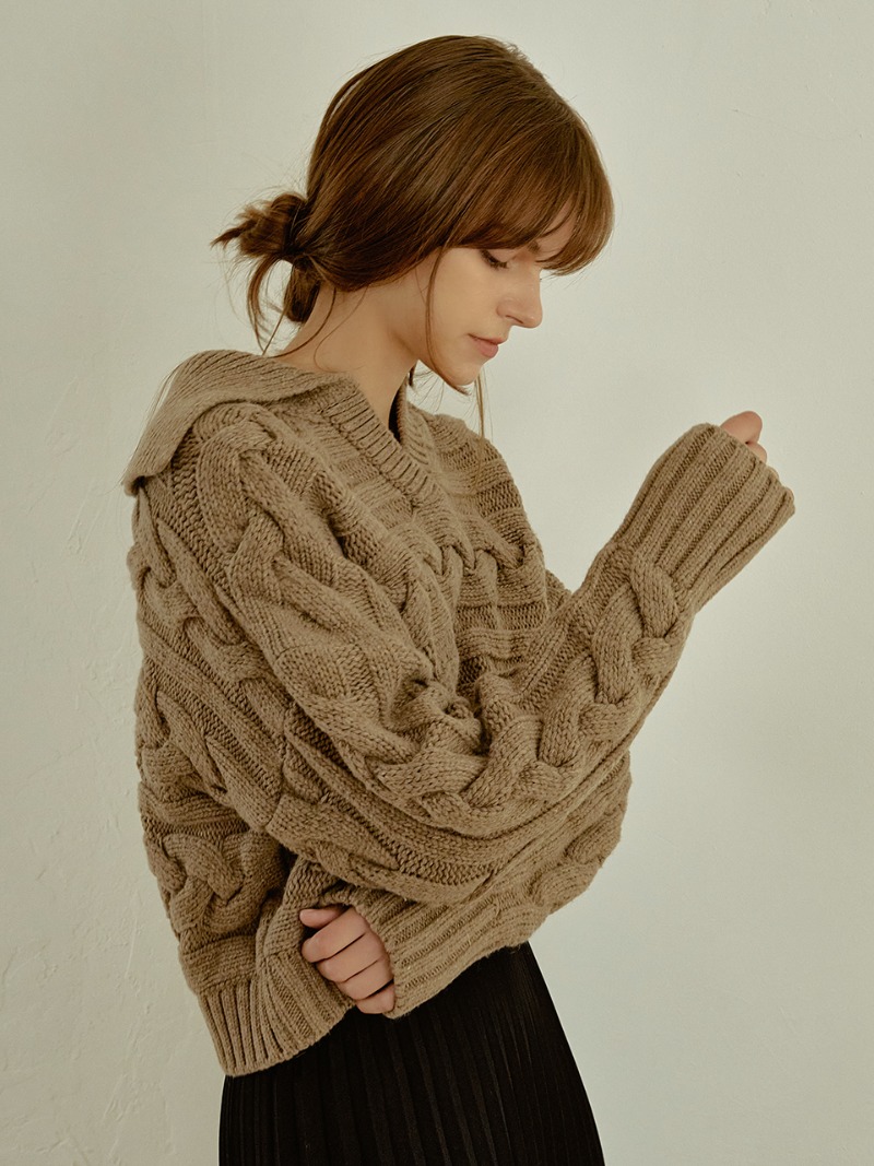 Cable open collar knit (brown)