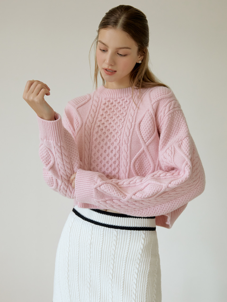 Cable crop round wool knit (pink)