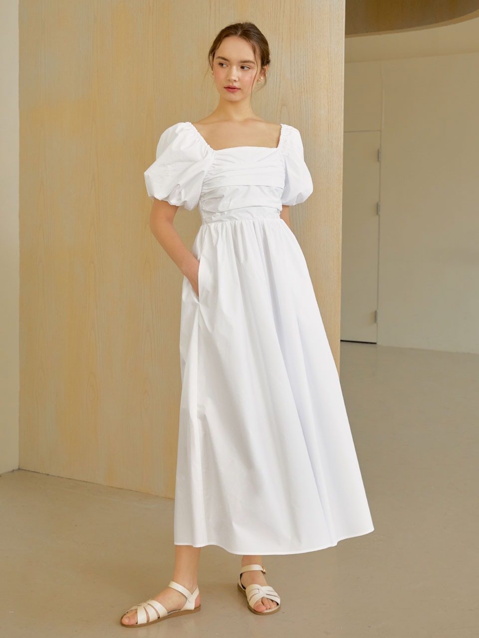 Rose square shirring dress (white)