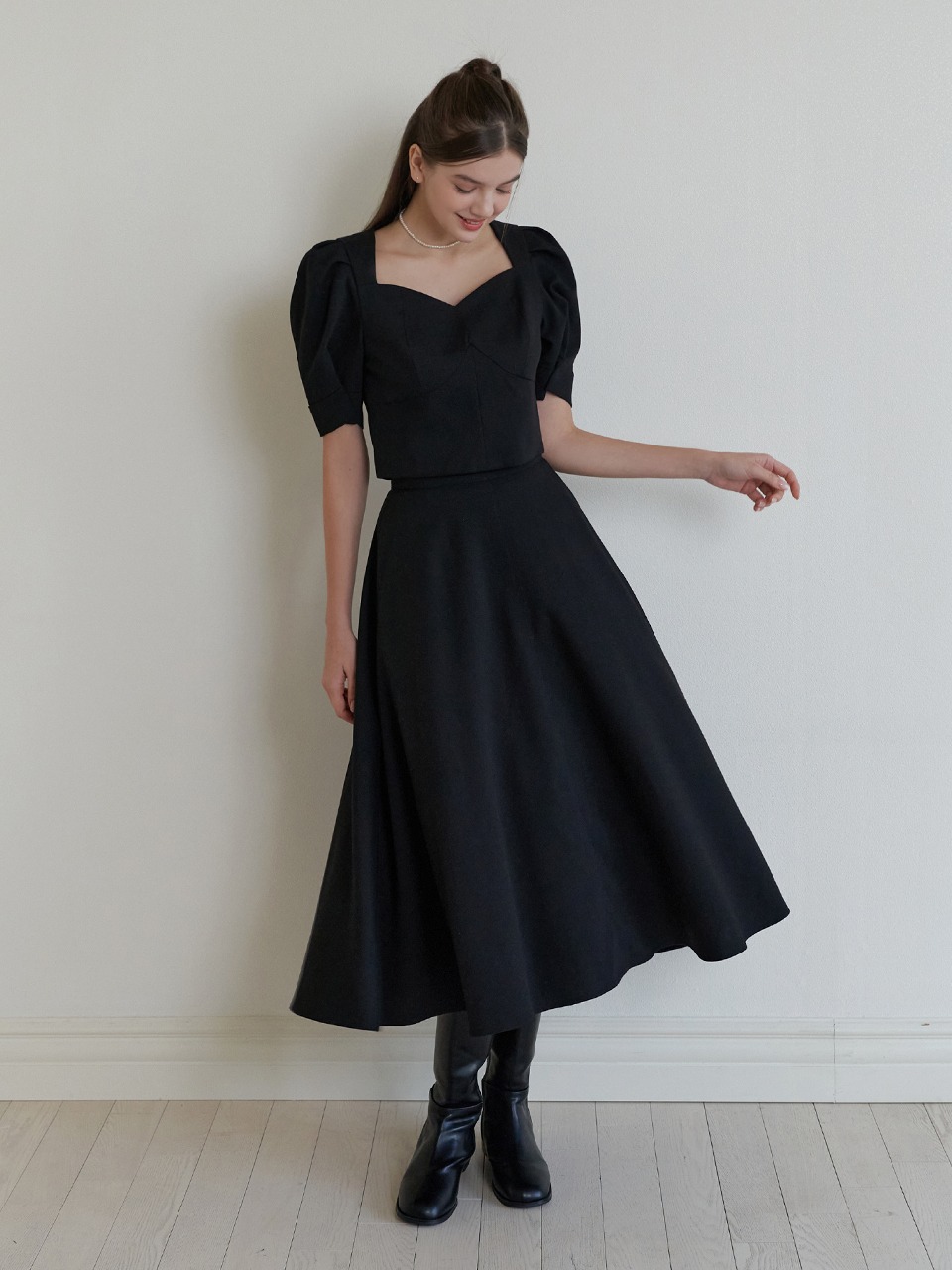 Amy flare skirt (black)